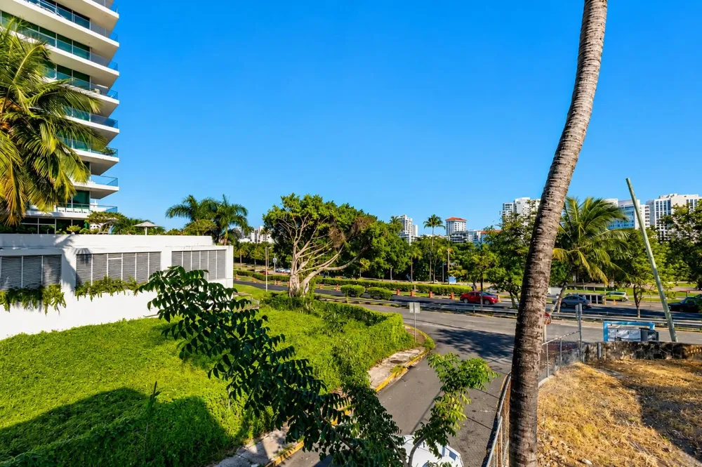 MARBELLA DEL CARIBE ESTE # 301 Carolina, PR 00979