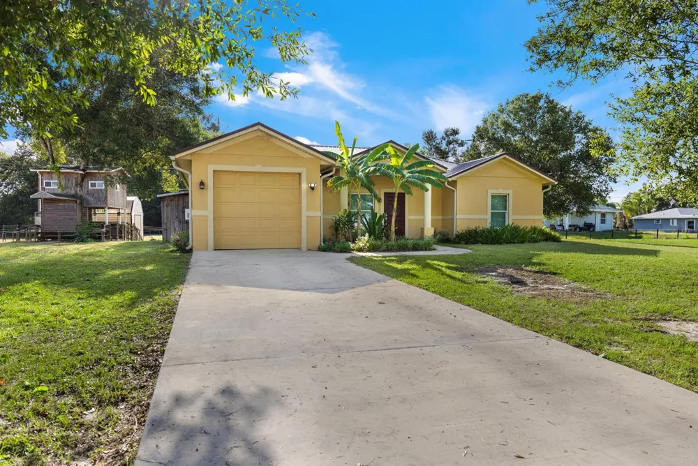 3845 NW 21ST AVENUE Okeechobee, FL 34972