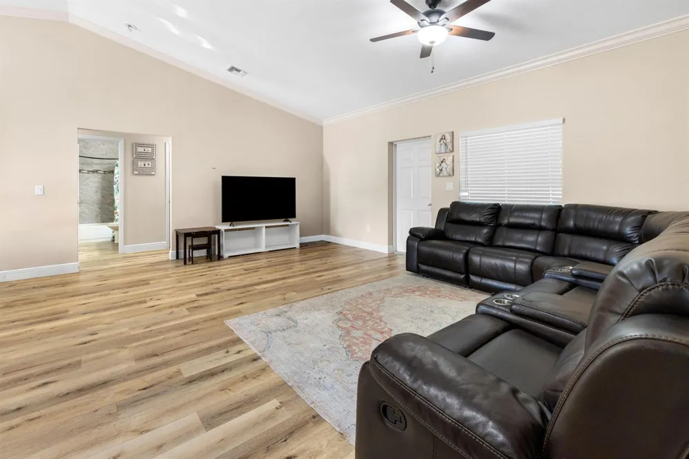 3845 NW 21ST AVENUE Okeechobee, FL 34972