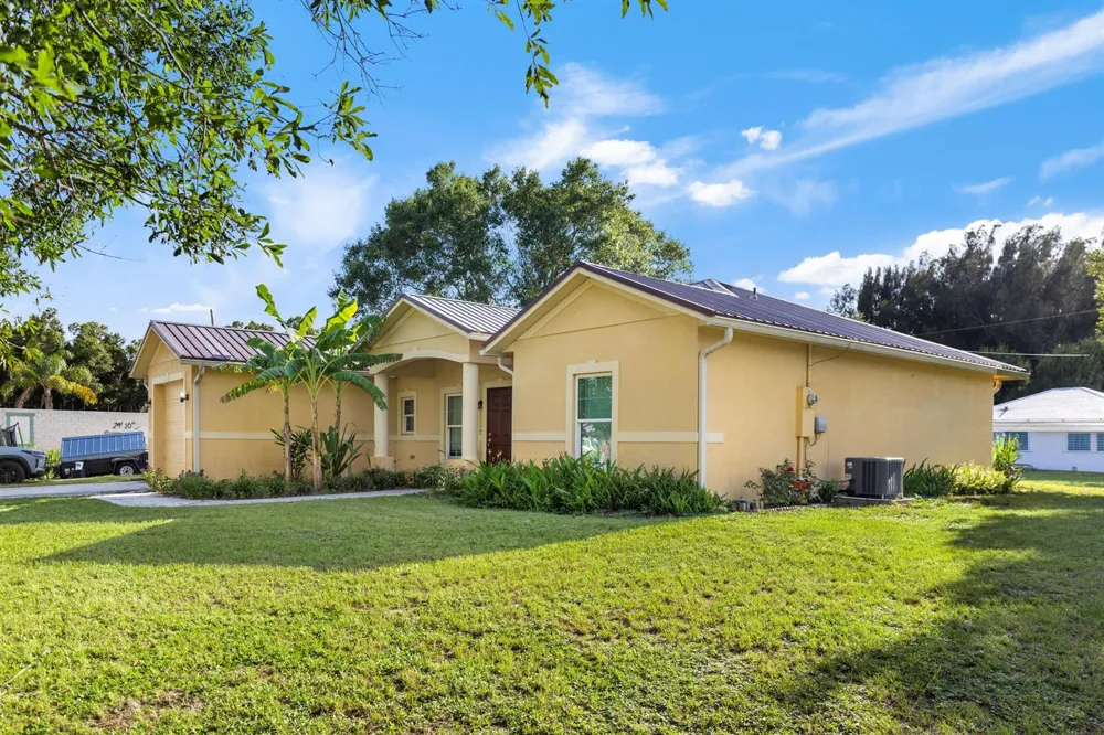 3845 NW 21ST AVENUE Okeechobee, FL 34972