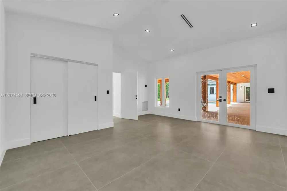 15321 SW 82nd Ave Palmetto Bay, FL 33157