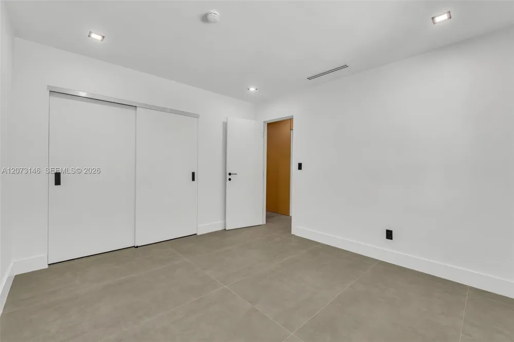 15321 SW 82nd Ave Palmetto Bay, FL 33157