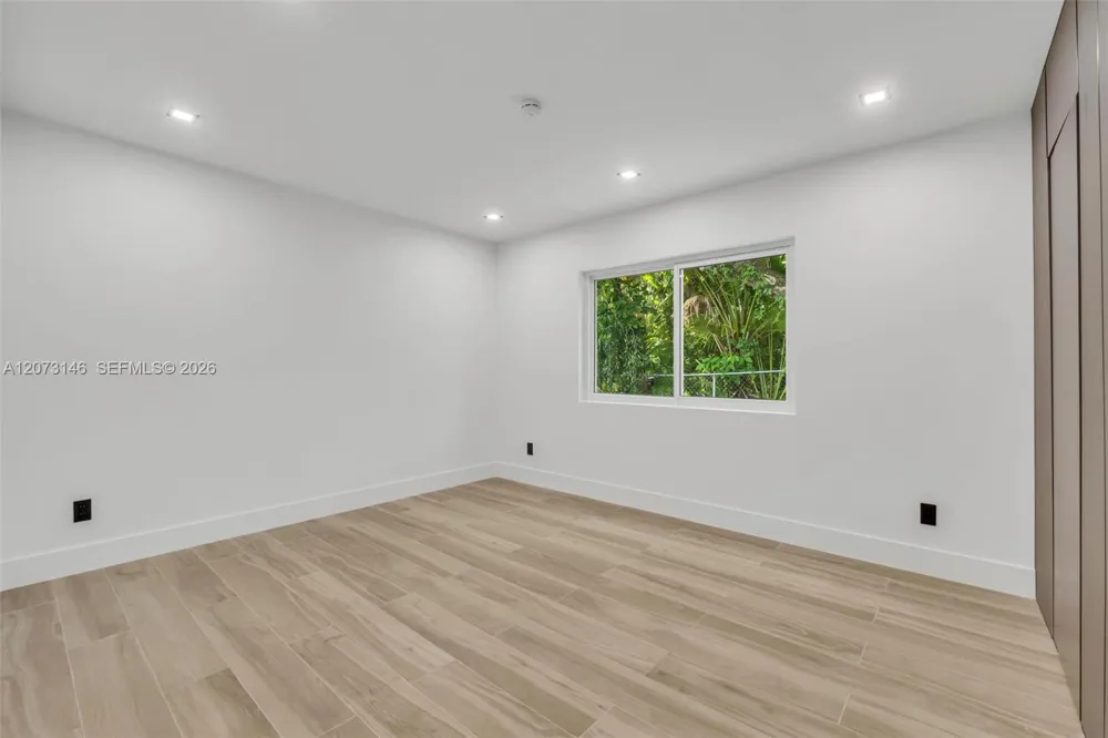 15321 SW 82nd Ave Palmetto Bay, FL 33157