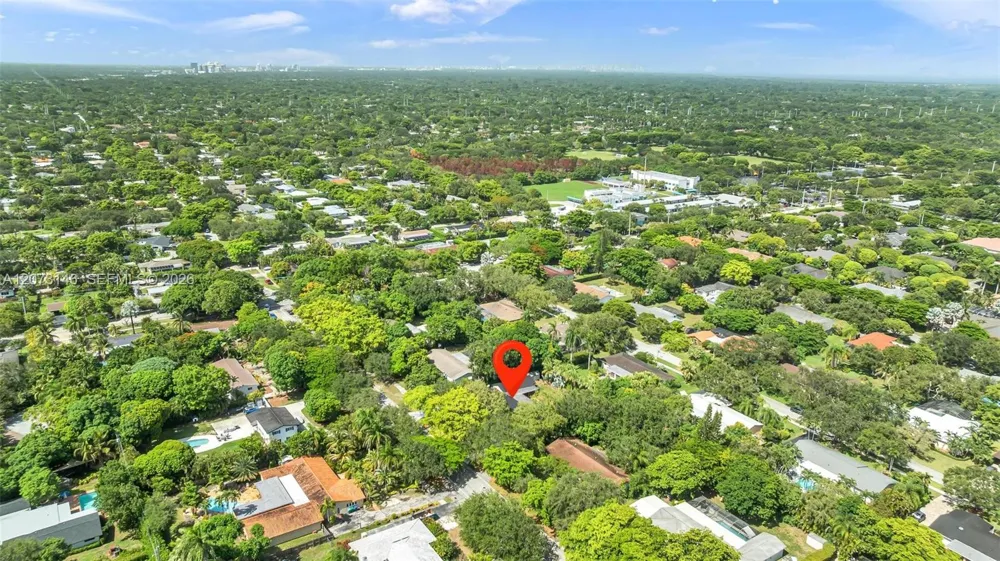 15321 SW 82nd Ave Palmetto Bay, FL 33157