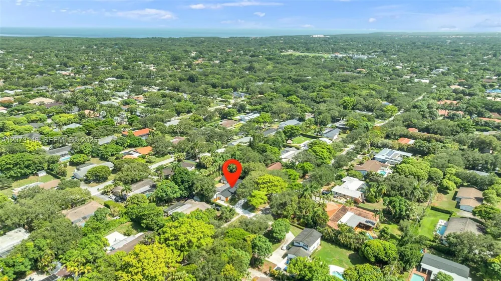 15321 SW 82nd Ave Palmetto Bay, FL 33157