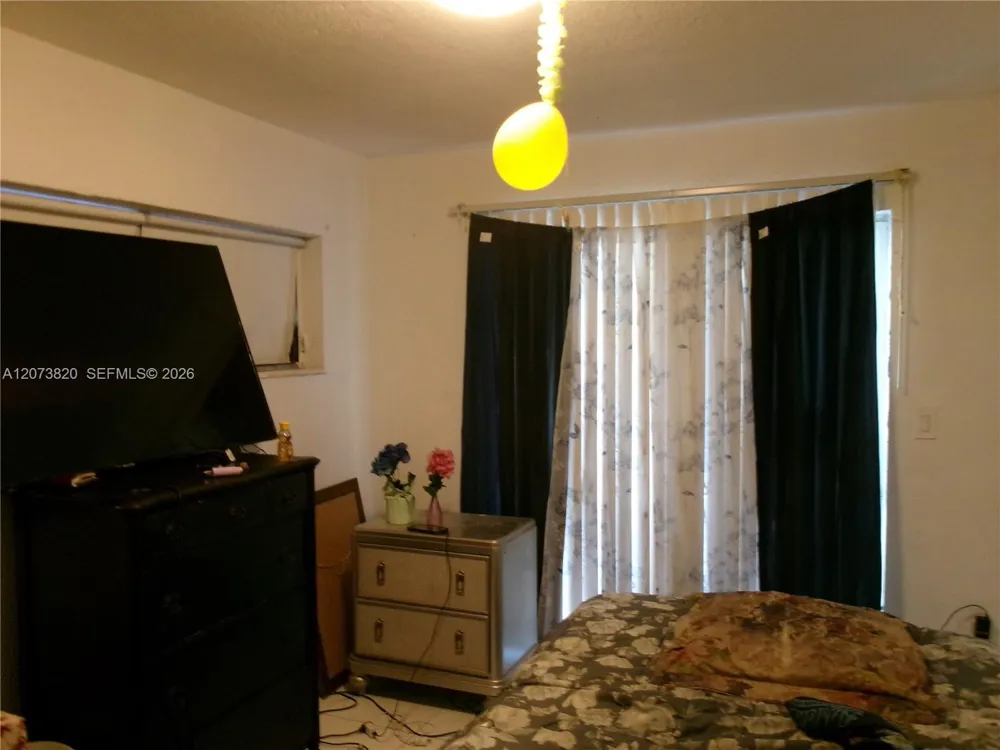 864 NW 116th St Miami, FL 33168