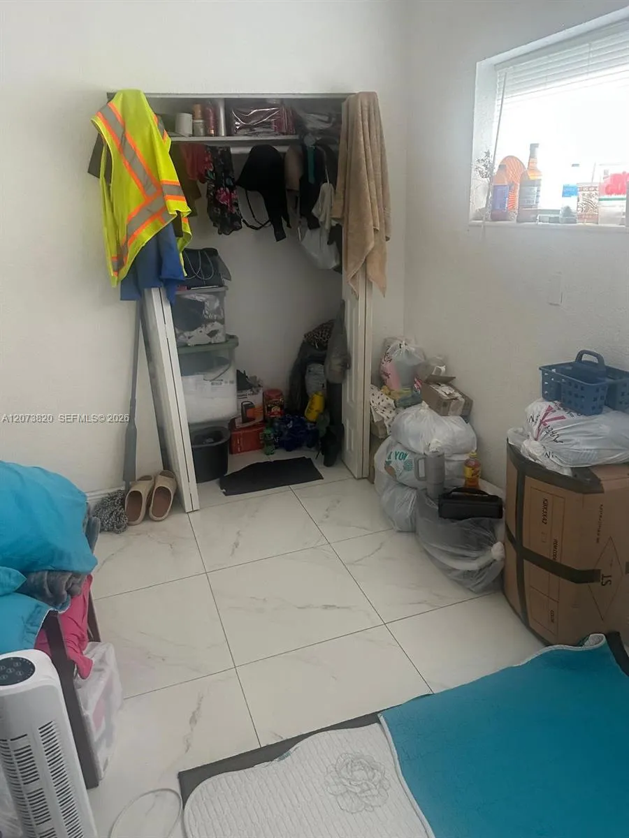 864 NW 116th St Miami, FL 33168
