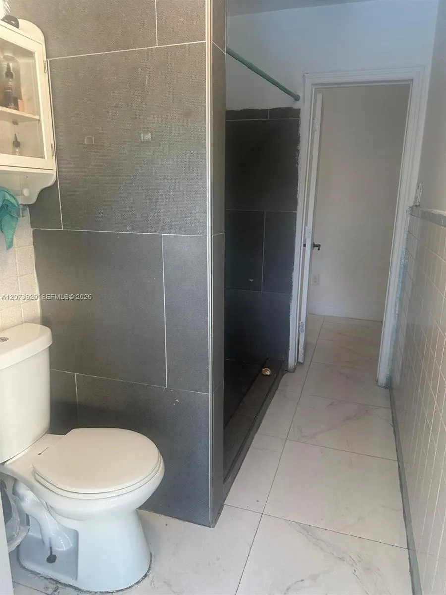 864 NW 116th St Miami, FL 33168