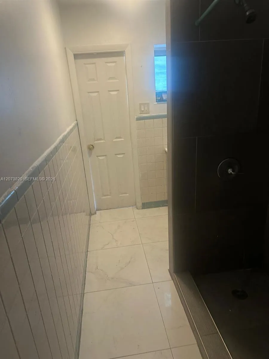 864 NW 116th St Miami, FL 33168