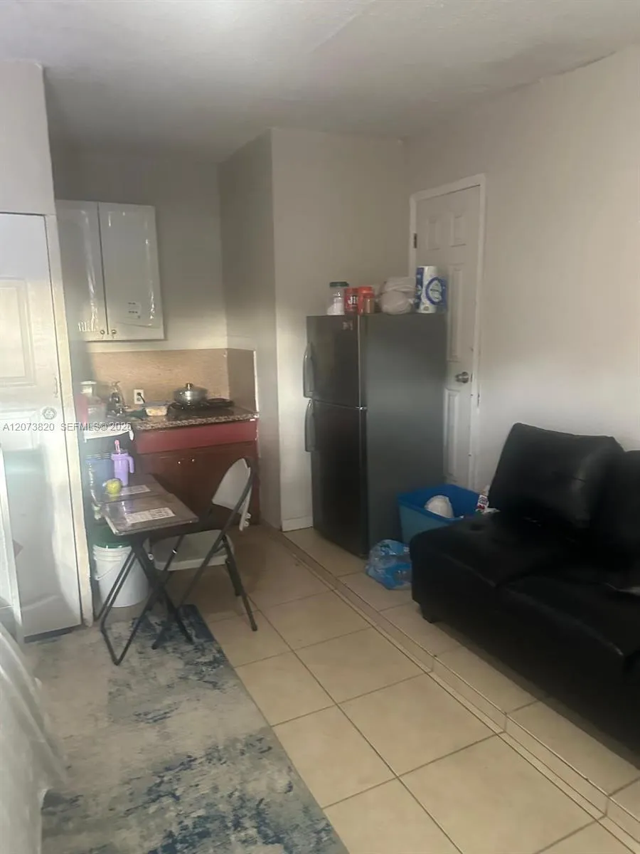 864 NW 116th St Miami, FL 33168