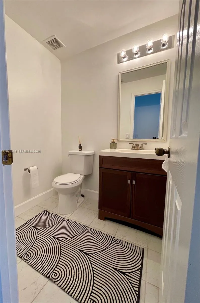 4407 Laurel Ridge Cir #1 Weston, FL 33331