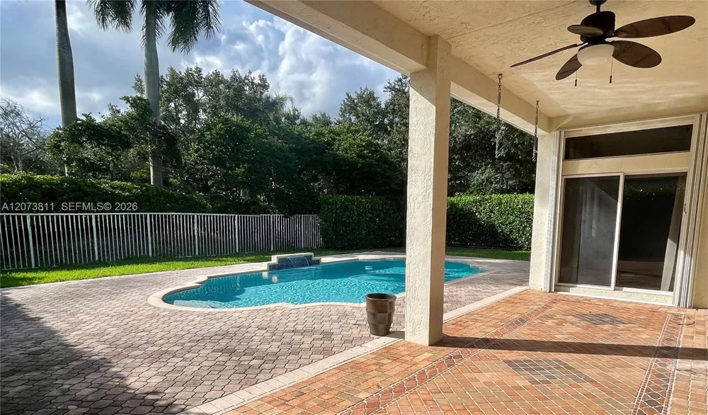 4407 Laurel Ridge Cir #1 Weston, FL 33331