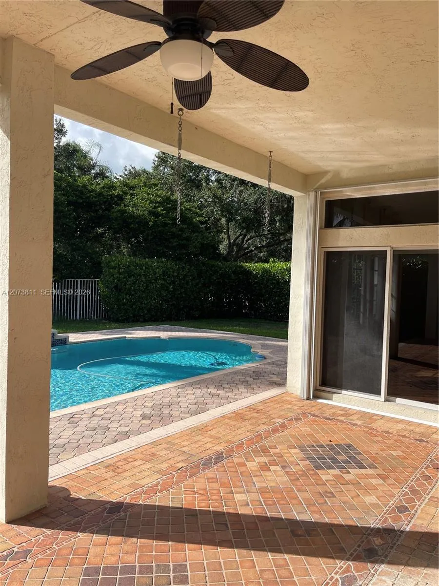 4407 Laurel Ridge Cir #1 Weston, FL 33331