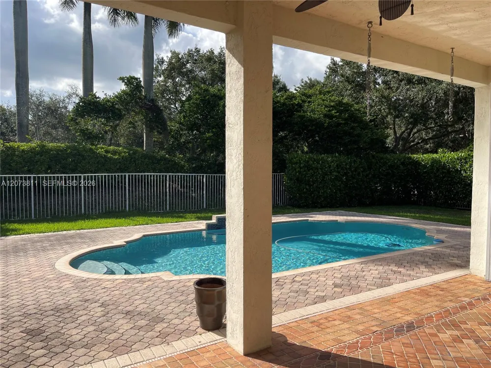 4407 Laurel Ridge Cir #1 Weston, FL 33331