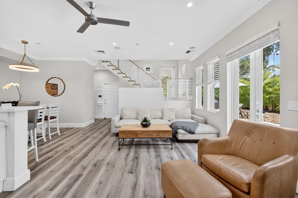 500 NE 17TH AVENUE Fort Lauderdale, FL 33301