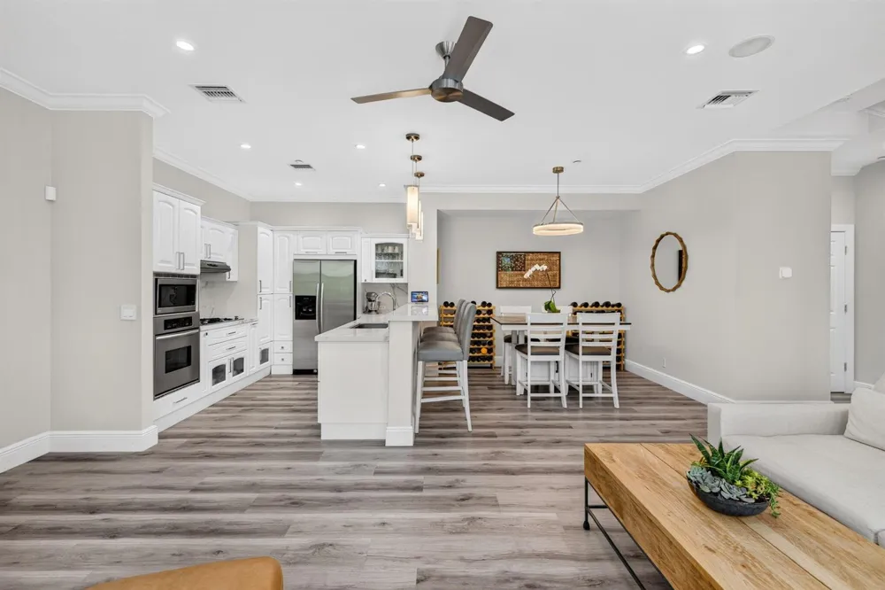 500 NE 17TH AVENUE Fort Lauderdale, FL 33301