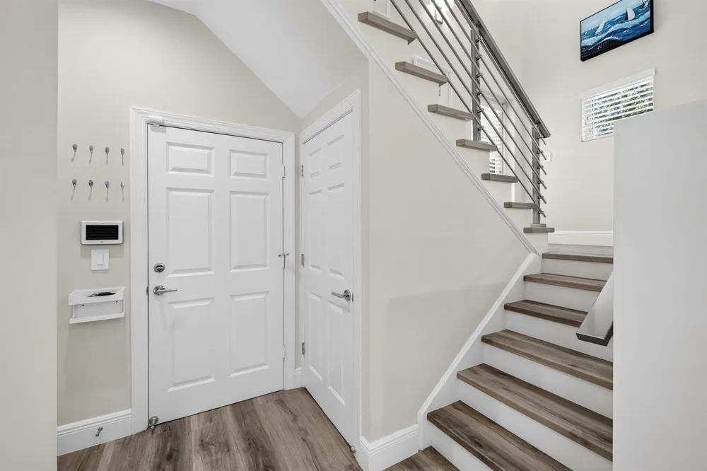 500 NE 17TH AVENUE Fort Lauderdale, FL 33301