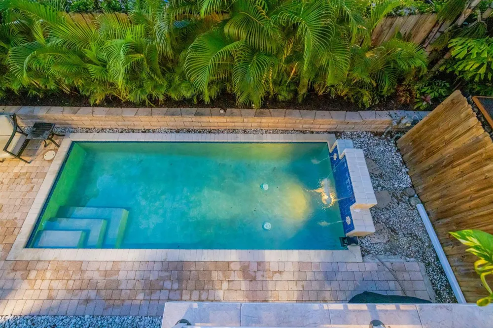 500 NE 17TH AVENUE Fort Lauderdale, FL 33301