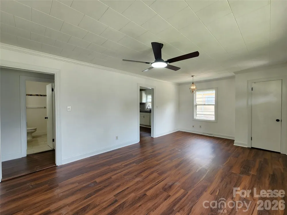 1208 Juniper Avenue Kannapolis, NC 28081