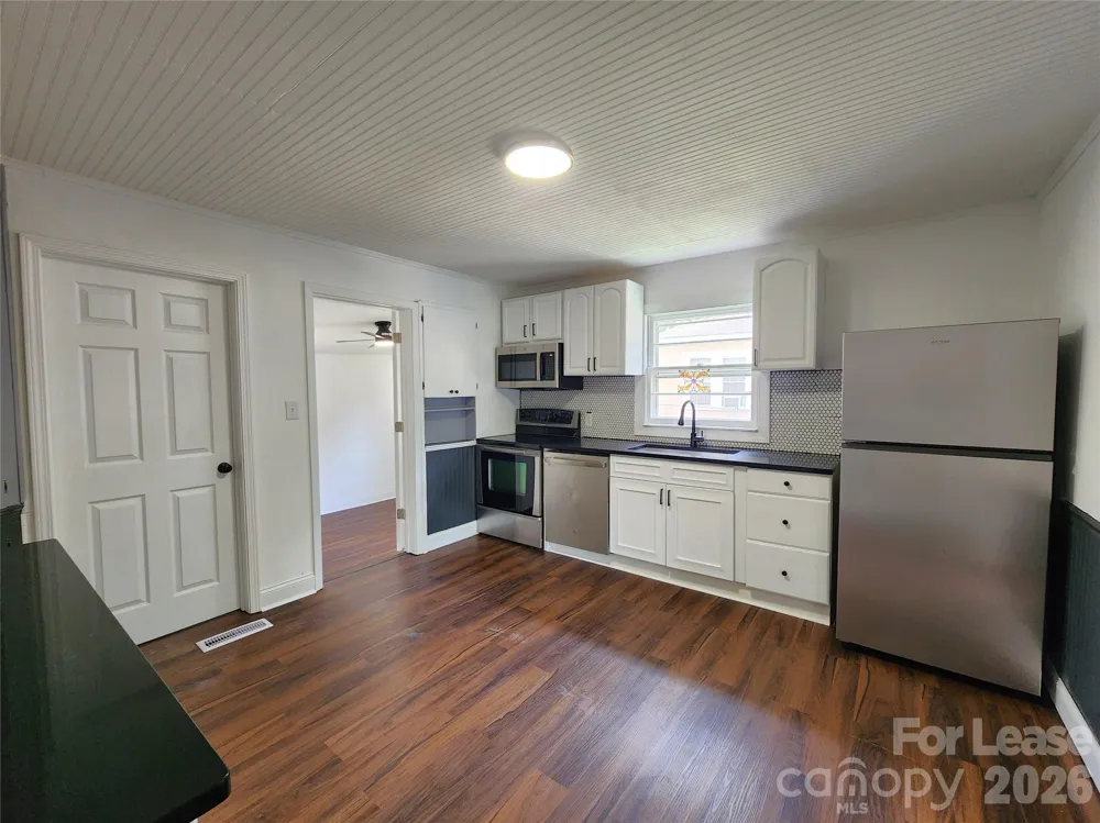 1208 Juniper Avenue Kannapolis, NC 28081