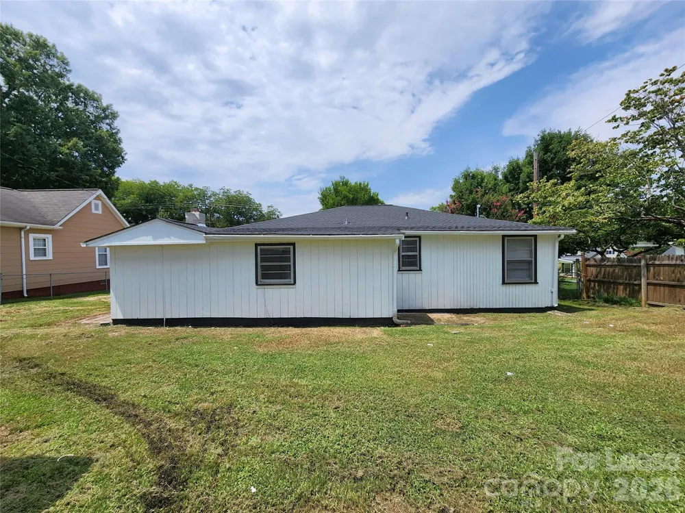 1208 Juniper Avenue Kannapolis, NC 28081