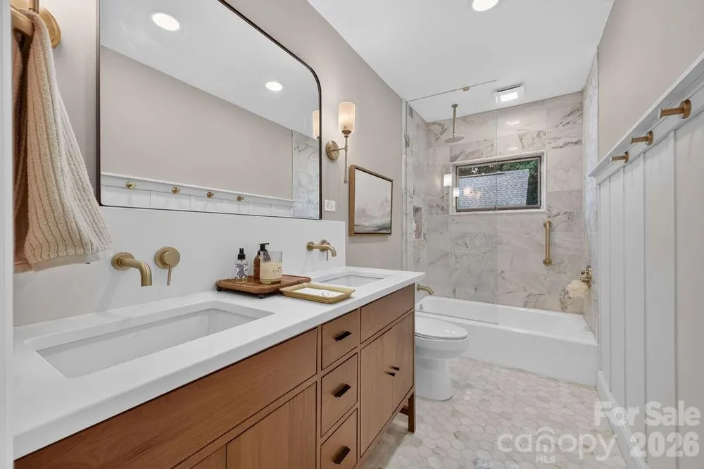 865 Haven Drive Saluda, NC 28773