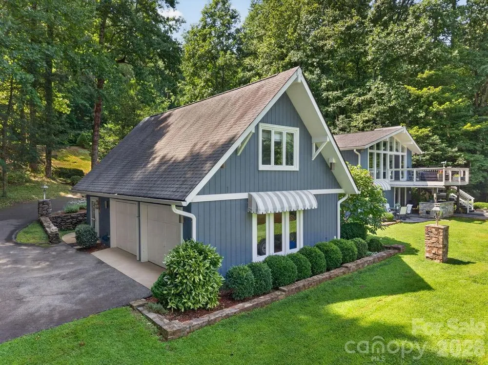 865 Haven Drive Saluda, NC 28773