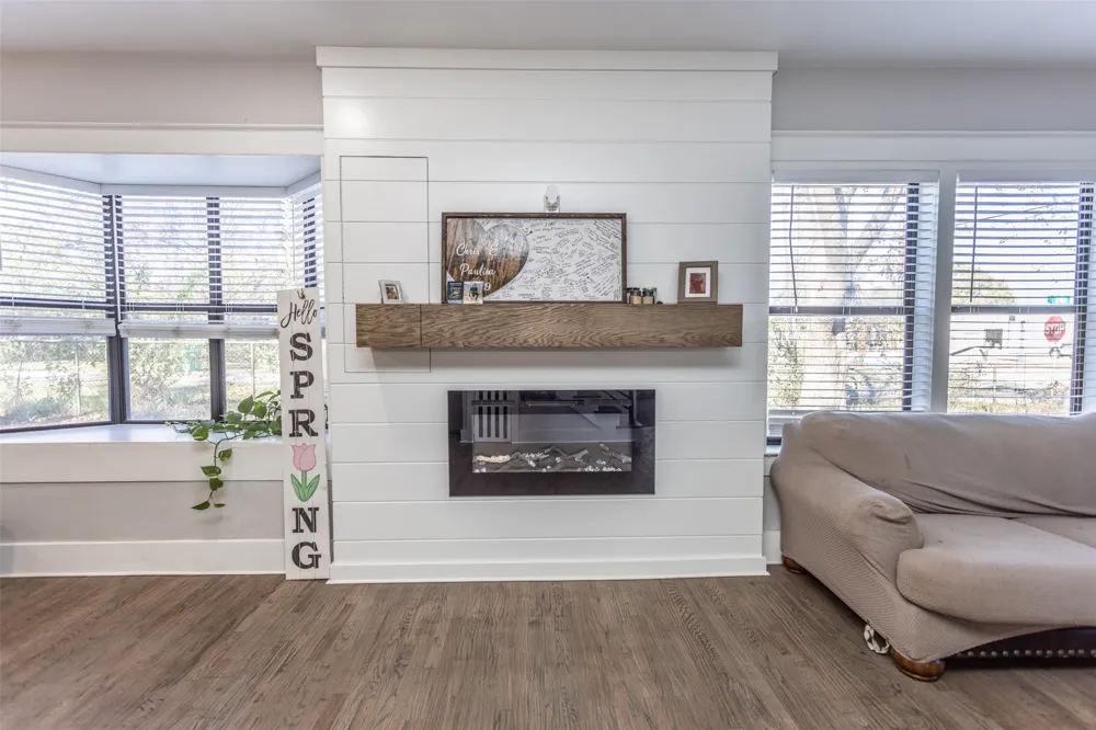 1903 Weaver Street Gainesville, TX 76240