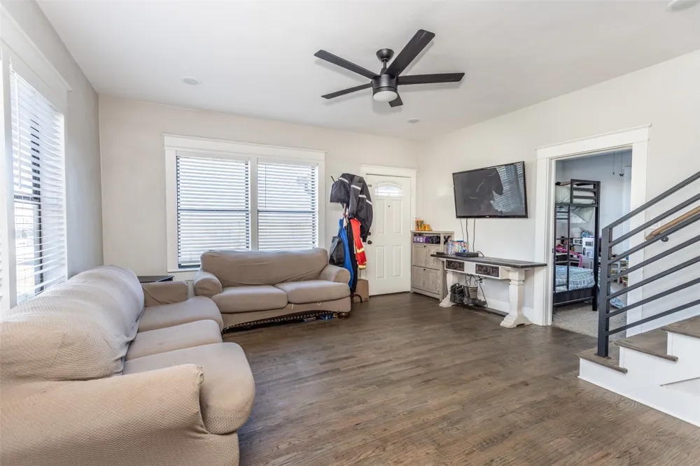 1903 Weaver Street Gainesville, TX 76240