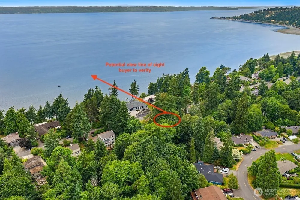 19210 SW Edgecliff Normandy Park, WA 98166
