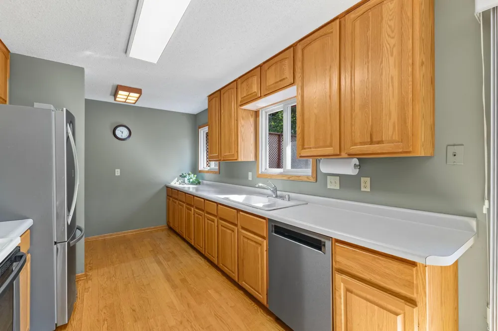 4212 Desoto Street Vadnais Heights, MN 55127