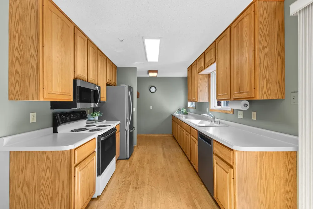 4212 Desoto Street Vadnais Heights, MN 55127