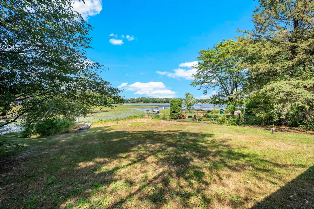 8437 241st Avenue NE Stacy, MN 55079