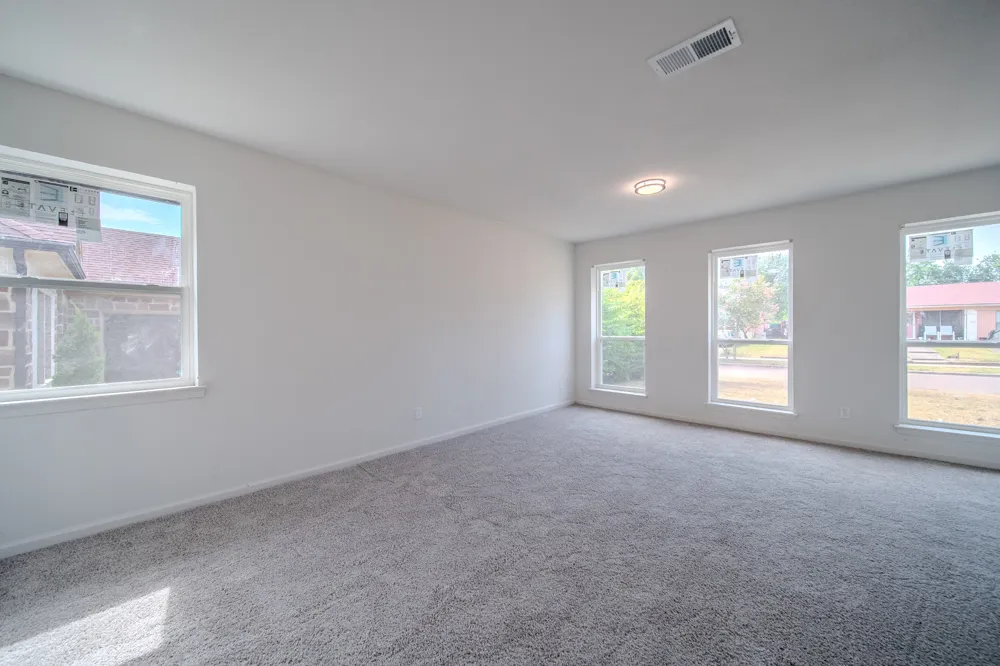 821 Lexington Drive Lancaster, TX 75134