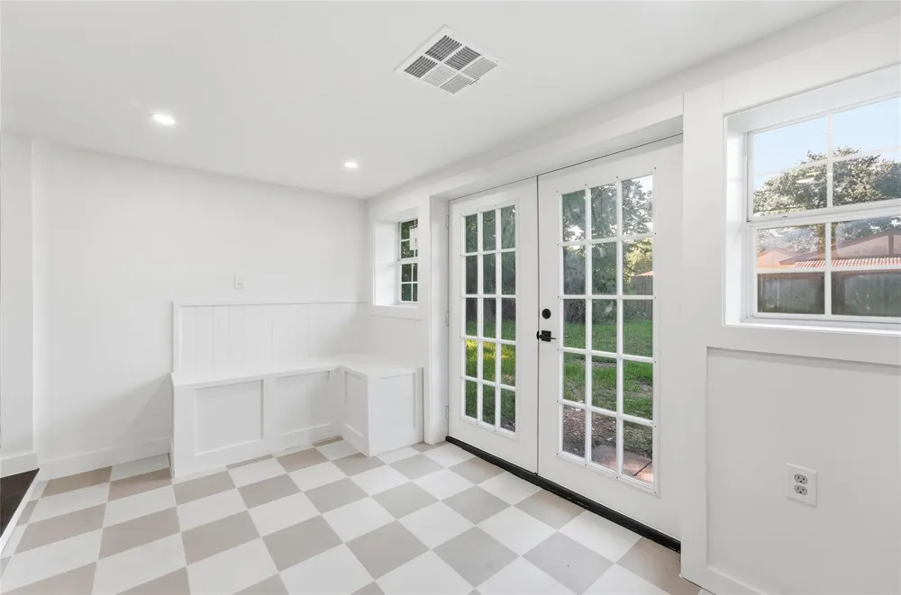 4709 Nina Lee Lane Houston, TX 77092