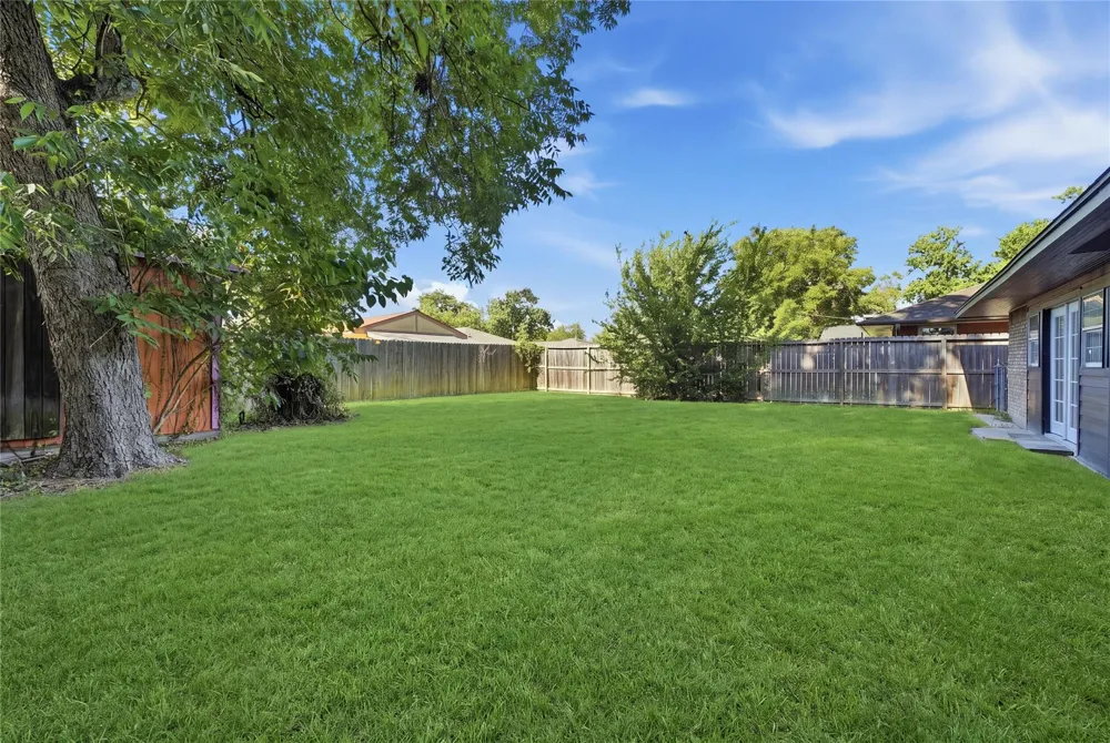 4709 Nina Lee Lane Houston, TX 77092