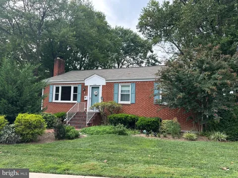 608 TAZEWELL ROAD NW