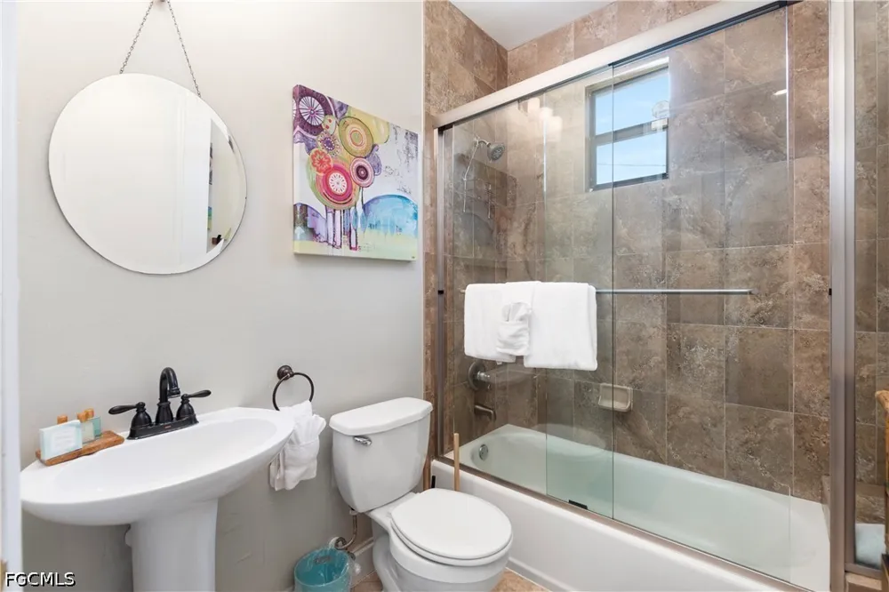 Rutland Court Cape Coral, FL 33904