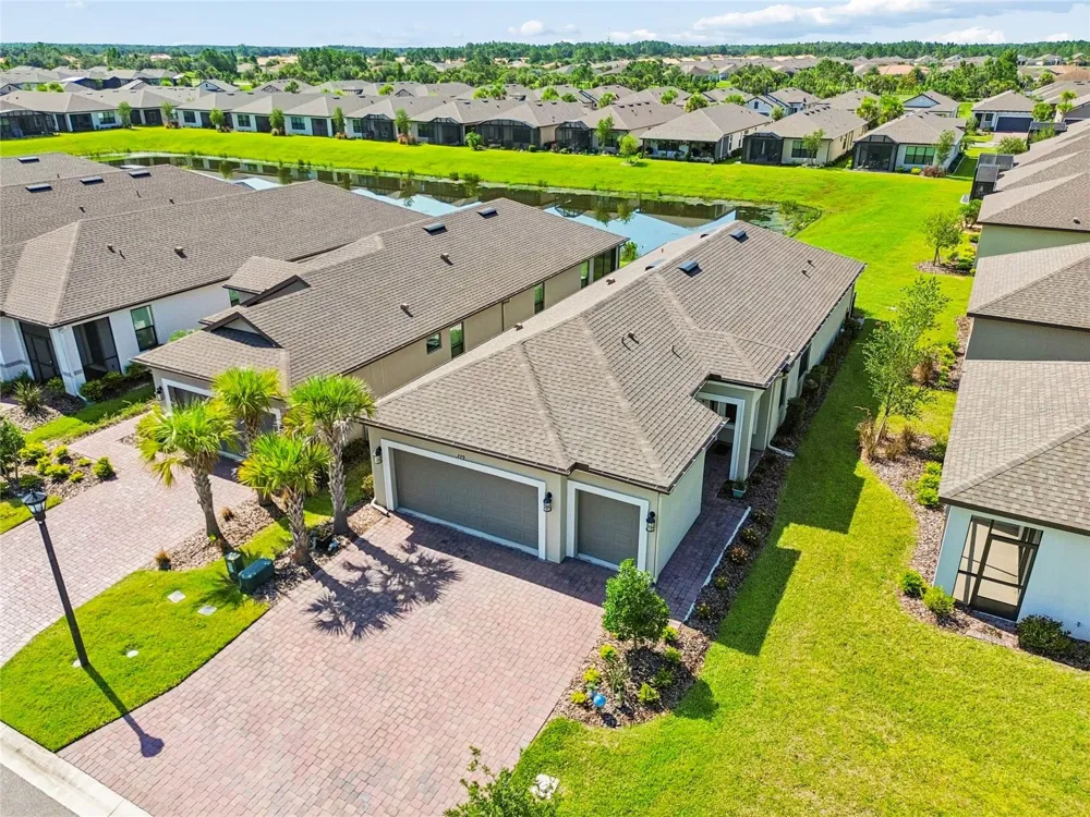 779 VIA COMO ST Poinciana, FL 34759