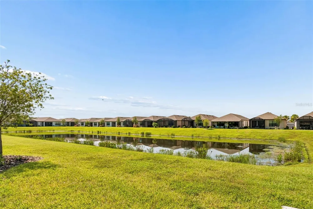 779 VIA COMO ST Poinciana, FL 34759