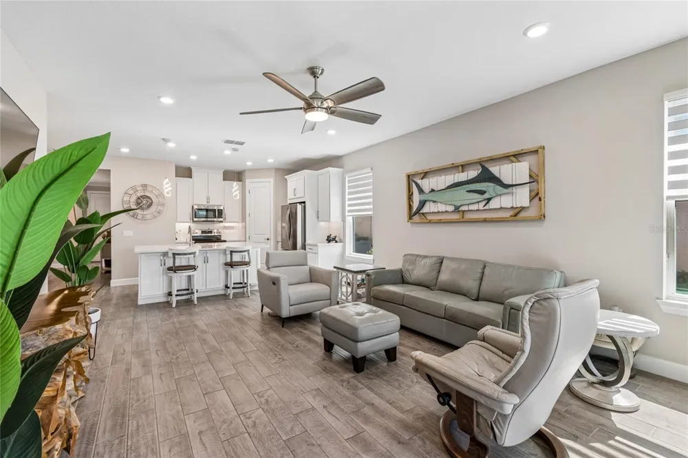 779 VIA COMO ST Poinciana, FL 34759