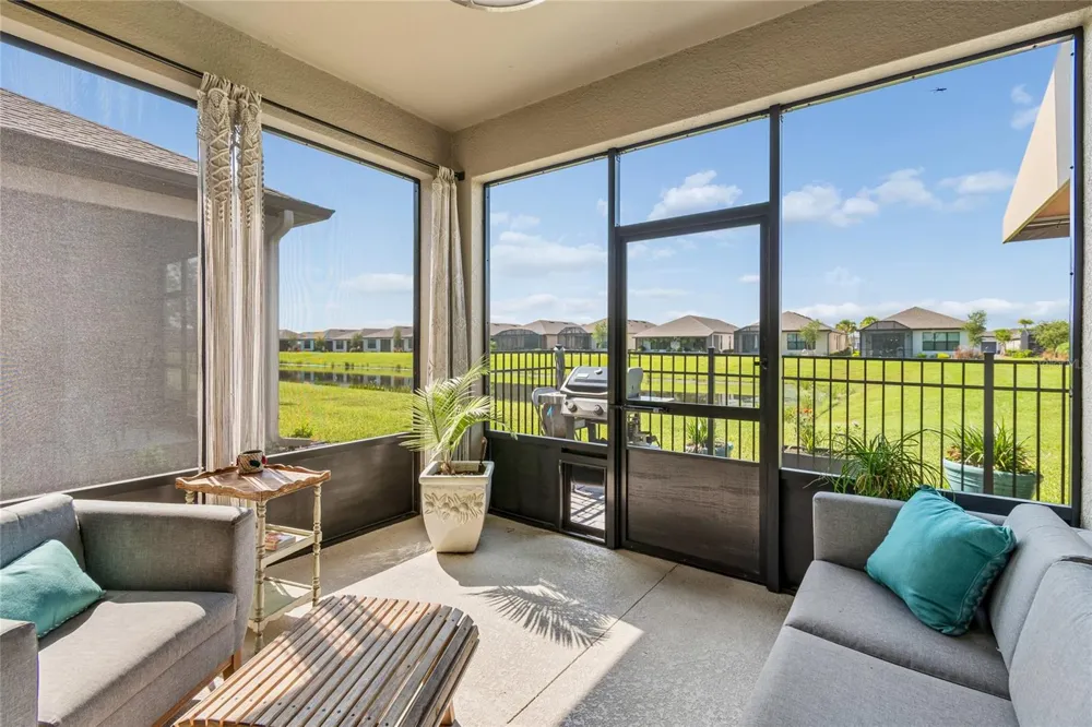 779 VIA COMO ST Poinciana, FL 34759