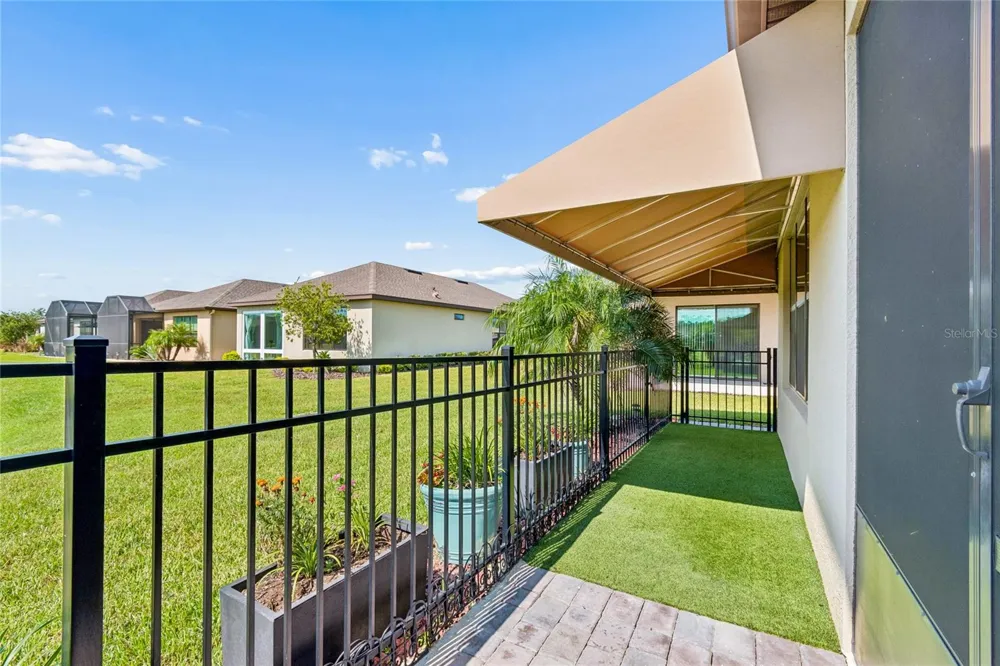 779 VIA COMO ST Poinciana, FL 34759