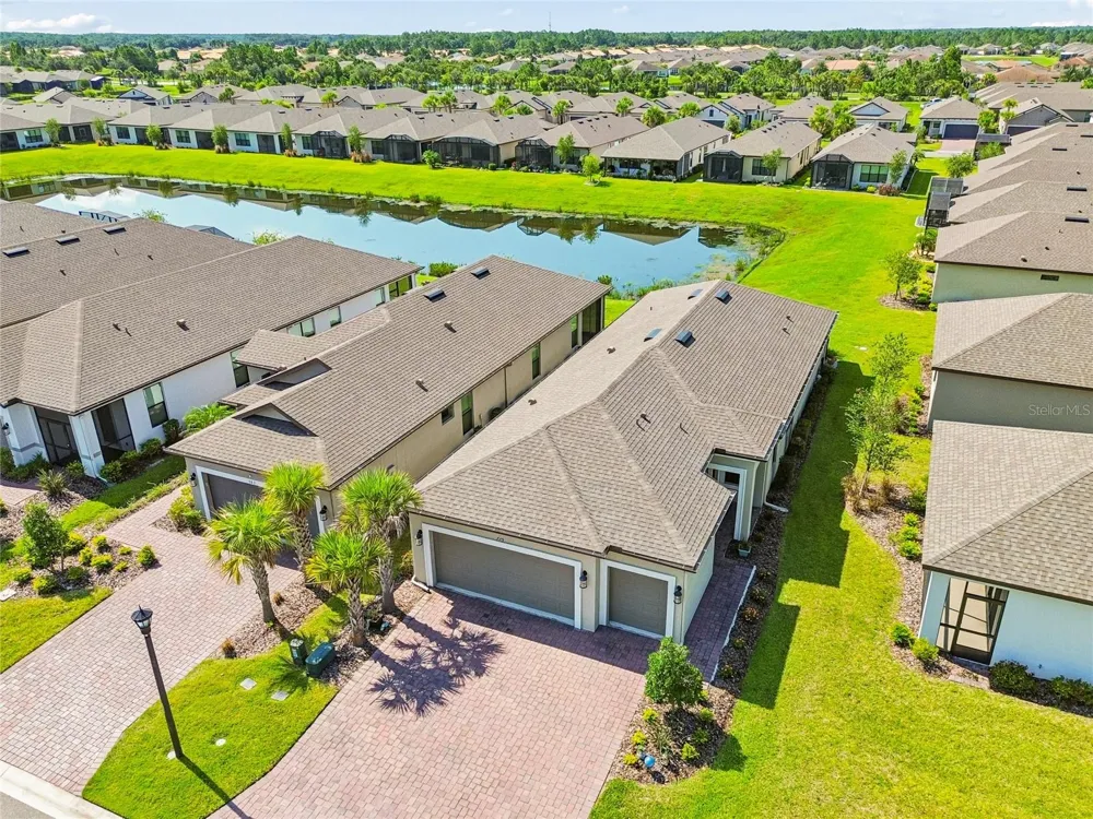 779 VIA COMO ST Poinciana, FL 34759