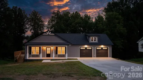 128 Buck Shoals Circle