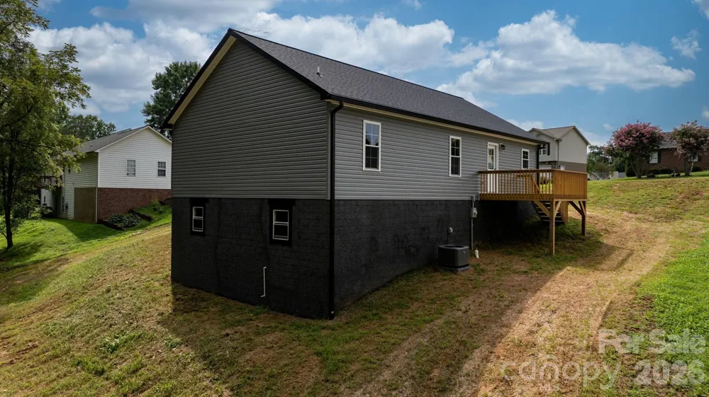 128 Buck Shoals Circle Hudson, NC 28638