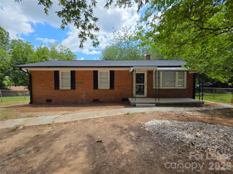 502 Cardinal Court