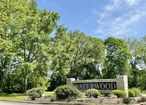 Queenswood Plaza