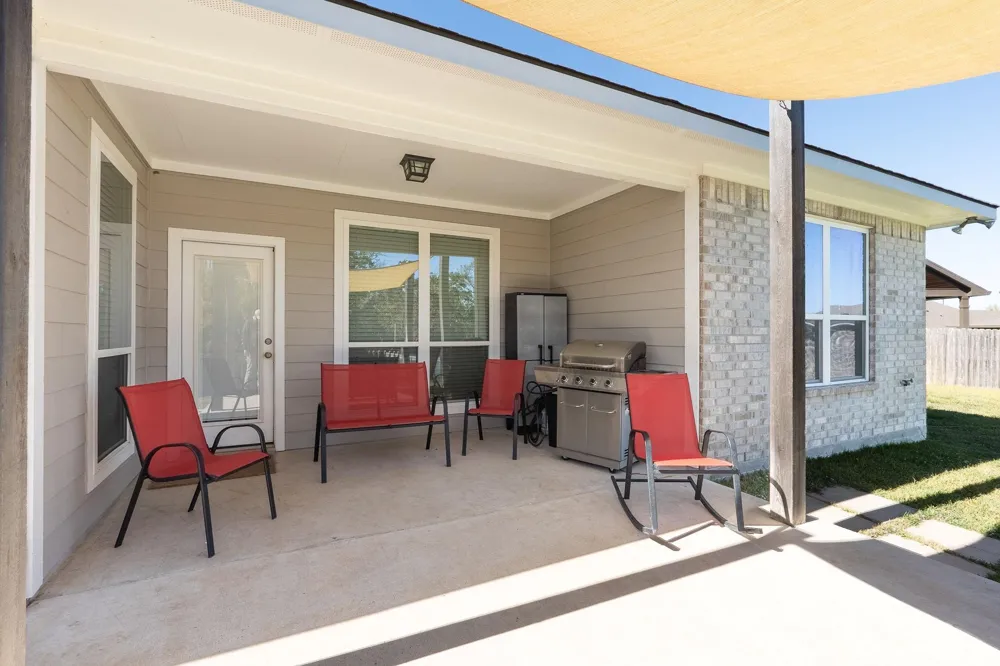 4105 Gregg Court College Station, TX 77845
