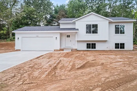 1330 Red Fox Court
